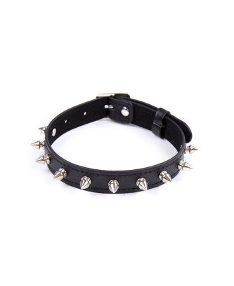 Collier réglable avec rivets en métal 
